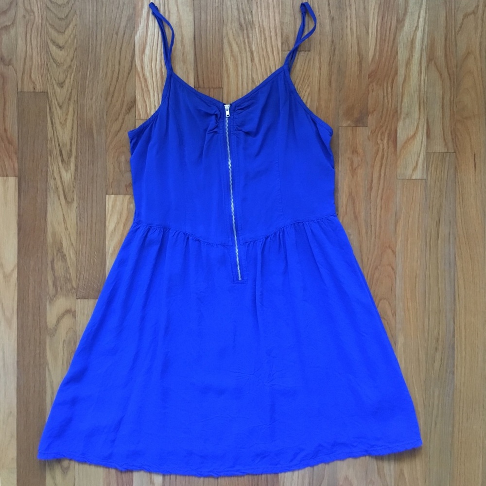 H&M Blue Flowing Formal or Casual Zipper Dress